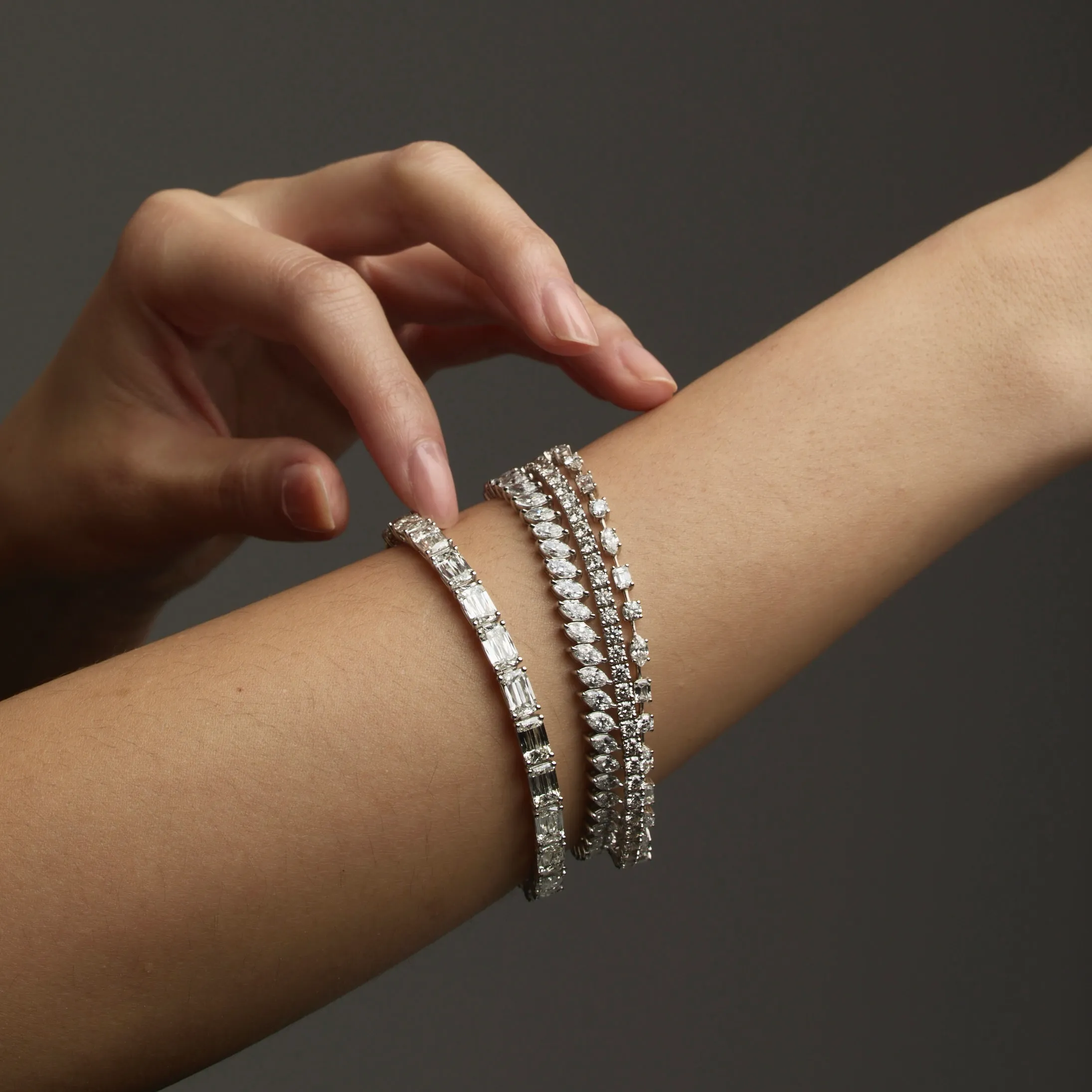 NEWWORLD DIAMONDS -NEWWORLD DIAMONDS 20250220 OND S05 Hand 0739 2 1