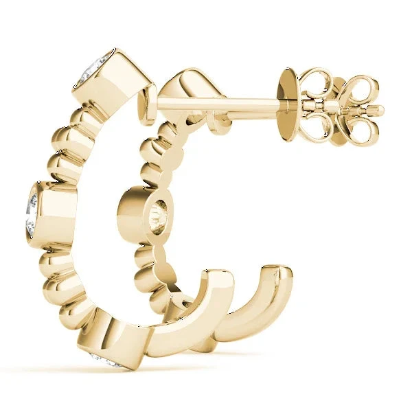 Tess 1/8 Carat Earrings(Diamond Earrings J Hoop) 9 Tess 1/8 Carat Earrings(Diamond Earrings J Hoop) - Image 7