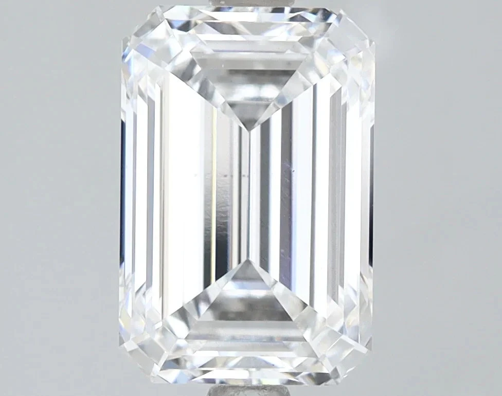 2.07Ct D VS1 IGI Certified Emerald Lab Grown Diamond(Diamond 24 597379920) 3 2.07Ct D VS1 IGI Certified Emerald Lab Grown Diamond(Diamond 24 597379920)