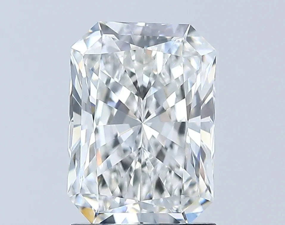 1.54Ct E VVS2 IGI Certified Radiant Lab Grown Diamond(Diamond 24 632404353) 3 1.54Ct E VVS2 IGI Certified Radiant Lab Grown Diamond(Diamond 24 632404353)