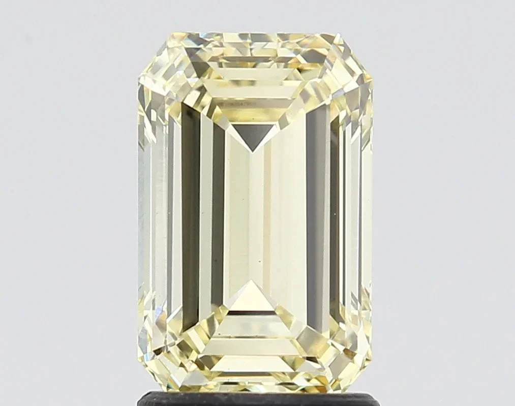 1.98Ct Intense Yellow VS1 IGI Certified Emerald Lab Grown Diamond(Diamond 24 635479171) 3 1.98Ct Intense Yellow VS1 IGI Certified Emerald Lab Grown Diamond(Diamond 24 635479171)