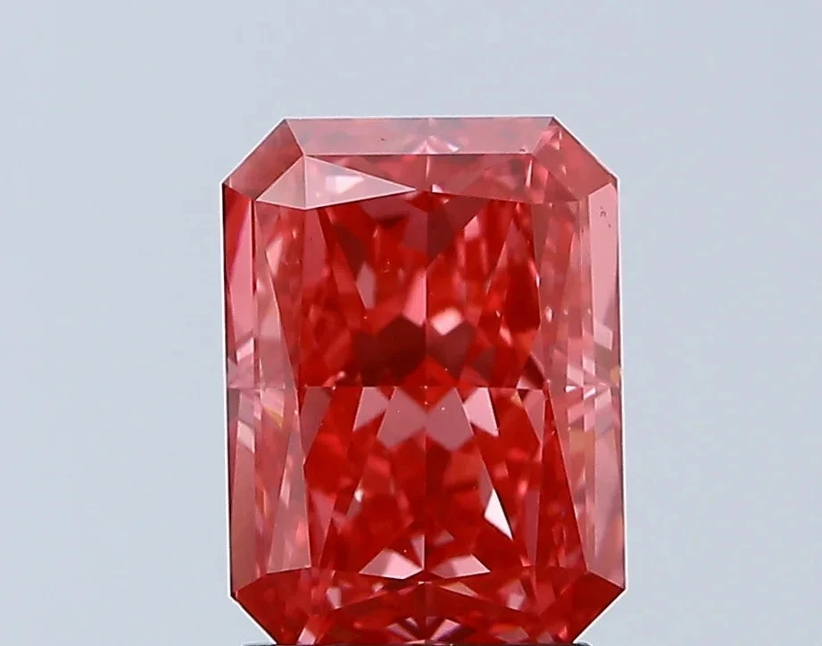 2.55Ct Vivid Pink VS1 IGI Certified Radiant Lab Grown Diamond(Diamond 24 638434489) 3 2.55Ct Vivid Pink VS1 IGI Certified Radiant Lab Grown Diamond(Diamond 24 638434489)