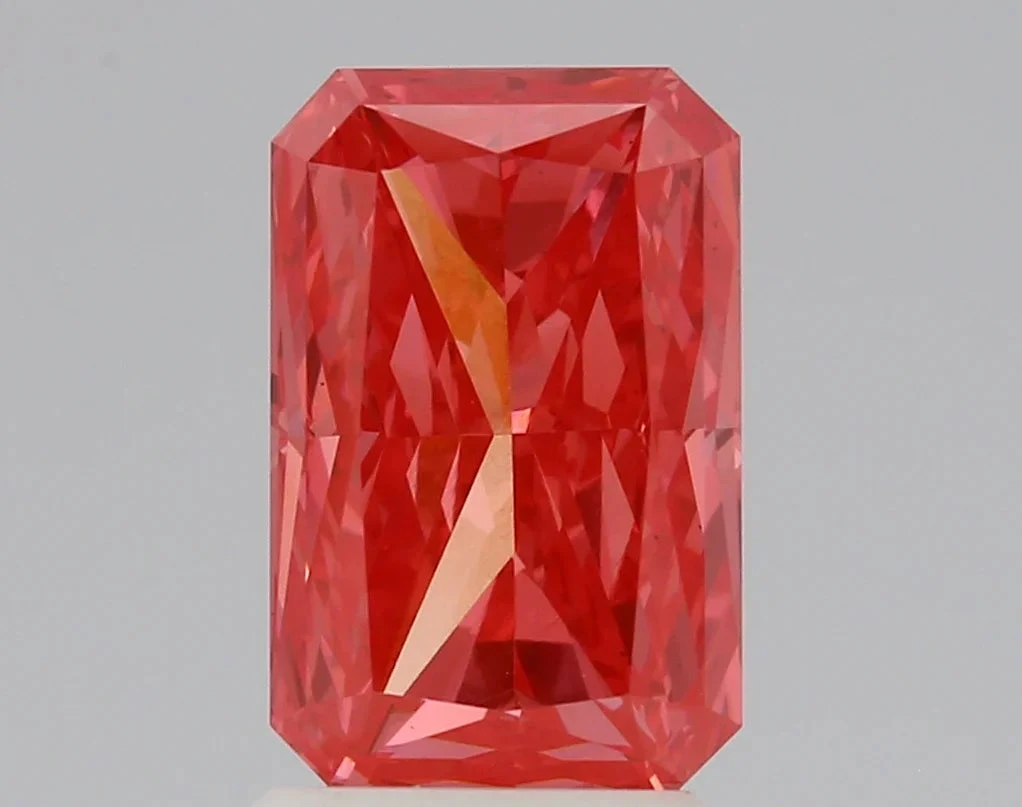 2.1Ct Vivid Pink VS1 IGI Certified Radiant Lab Grown Diamond(Diamond 24 643414011) 3 2.1Ct Vivid Pink VS1 IGI Certified Radiant Lab Grown Diamond(Diamond 24 643414011)