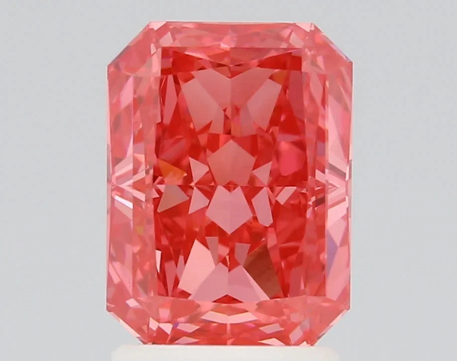 2.1Ct Vivid Pink VVS2 IGI Certified Radiant Lab Grown Diamond(Diamond 24 643446077) 3 2.1Ct Vivid Pink VVS2 IGI Certified Radiant Lab Grown Diamond(Diamond 24 643446077)