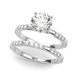 Station 3 Stone Bridal Set(Station Diamond Bridal Set For Women)
